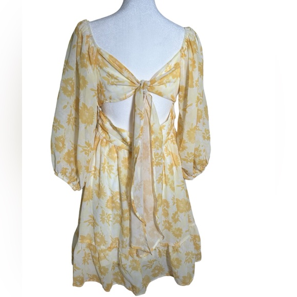 C+D+M Yellow and White Off the Shoulder Tie Back Mini Dress Size L. NWT. - Picture 6 of 10